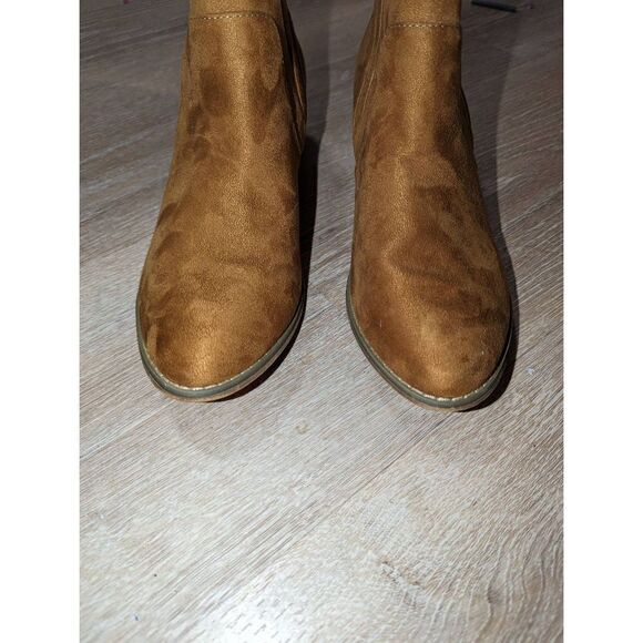 New Boutique‎ by Corkys Cognac Booties Fall Crisp Ankle Boots Shoes Women’s 11 - Picture 5 of 15